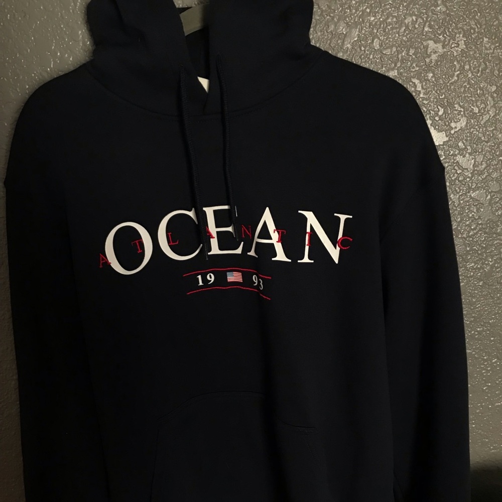H&M’s Atlantic Ocean 1993 Sweater